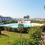 Les Jardins Du Port-10 By Interhome Daire Le Grau-du-Roi
